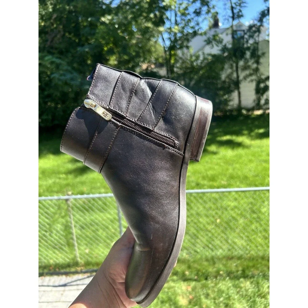 Tommy Hilfiger Women’s Black Ankle Boots Size 8.5M Buckle Zip Booties